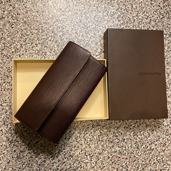 Wallet - Picture 3 of 4